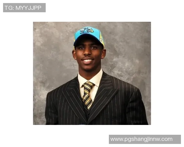 德隆感慨保罗仍在赛场拼搏自言下楼梯都可能受伤 德隆感慨保罗仍在赛场拼搏自言下楼梯都可能受伤