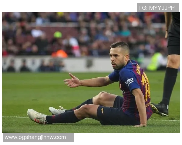 德罗等三名巴萨小将训练状态良好将征战B队赛事展现实力