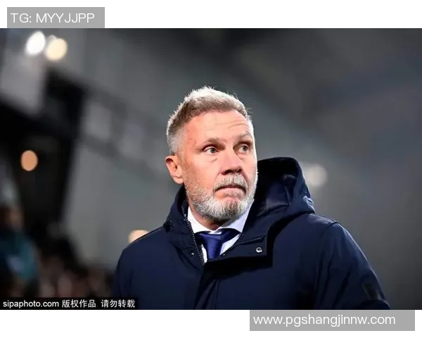 再集结时刻拉米罗带领球队开启新赛季首堂训练课