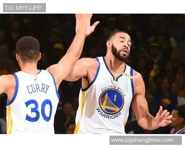 凯肖恩乔治赞惠特摩尔永不放弃为球队注入强大进攻动力 凯肖恩乔治赞惠特摩尔永不放弃为球队注入强大进攻动力