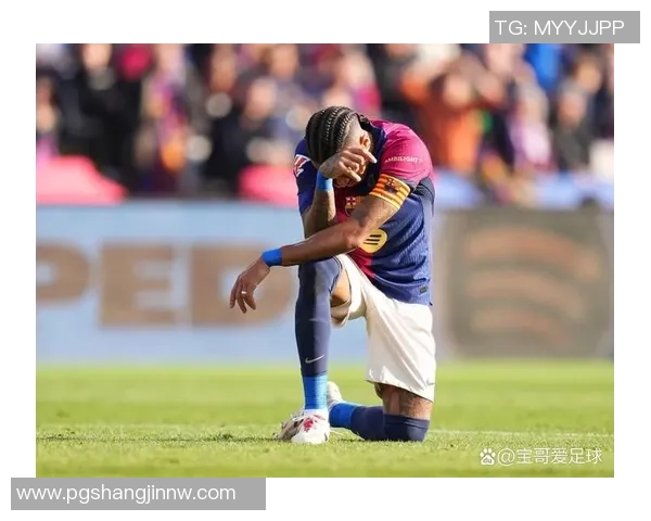 法丙精彩瞬间35米远射破门球员展现绝佳技术与力量 法丙精彩瞬间35米远射破门球员展现绝佳技术与力量